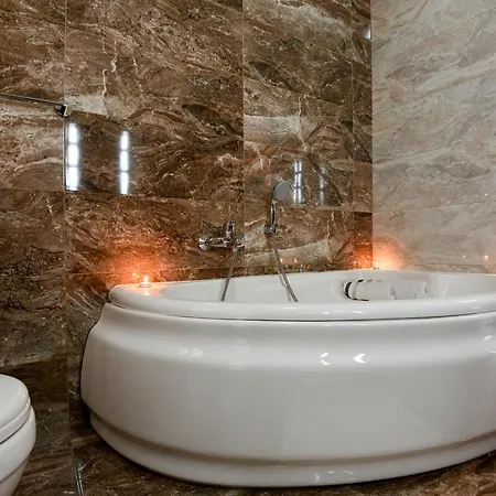 Tal-bengi Luxury Indoor/outdoor Pool *