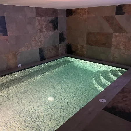 Tal-bengi Luxury Indoor/outdoor Pool *